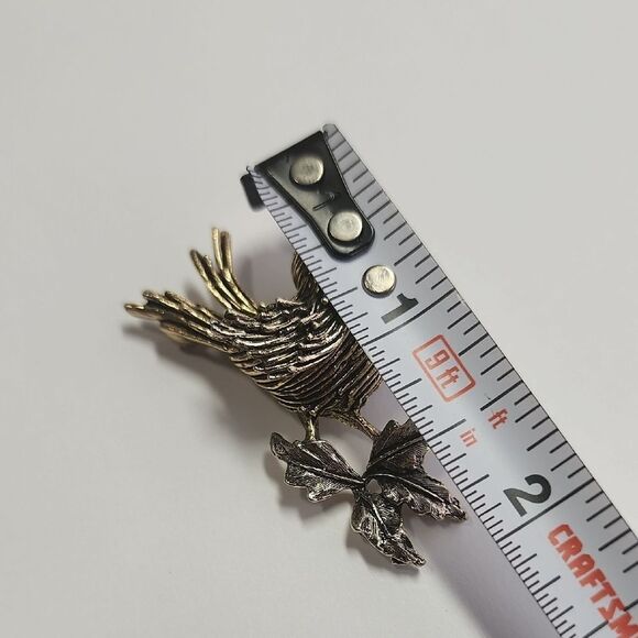 ART Gold Vintage Bird Brooch with Intricate Feather Design - Picture 4 of 4